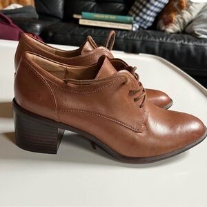 Sofft
Sofft Shoes Womens Size 8.5 Cognac
Brown Sweden Lace Up Oxford